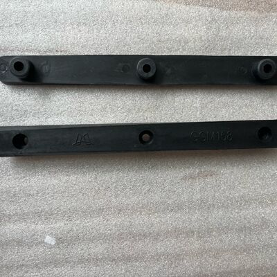 acheter Monforts Stenter Machine Parts Montex Sliding Rell Polyester Material Black Color GGM158 fabrication en ligne