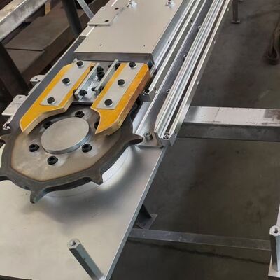 Parties de la machine à stenter Monforts piste 6 chambres 8 chambres chemin de fer Stenter apporter cylindre tensionneur